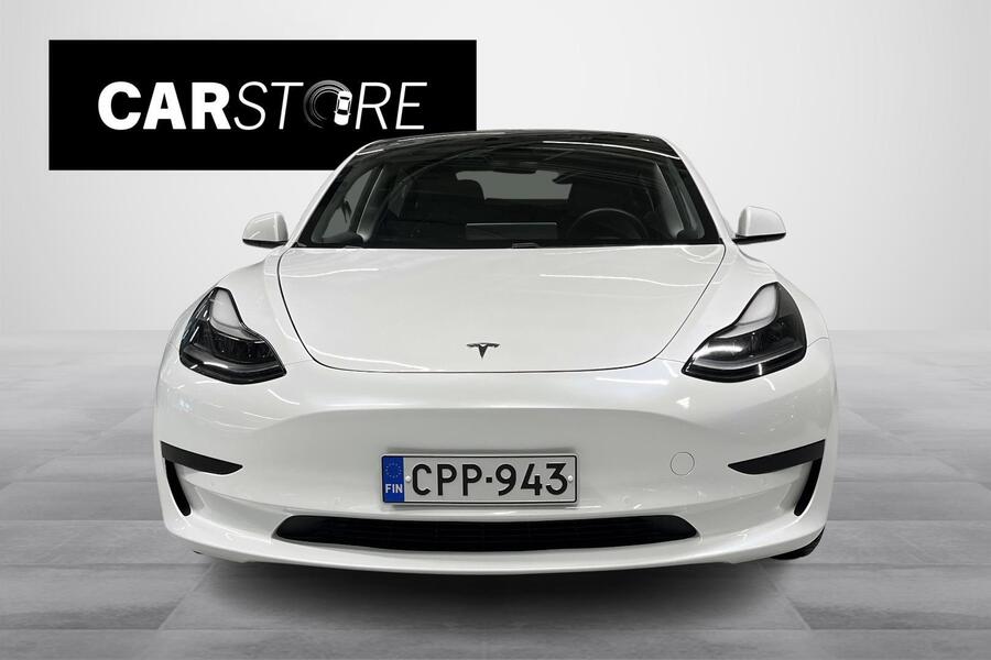 Tesla Model 3 vaihtoauto