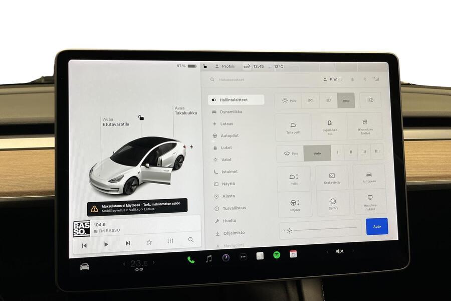 Tesla Model 3 vaihtoauto