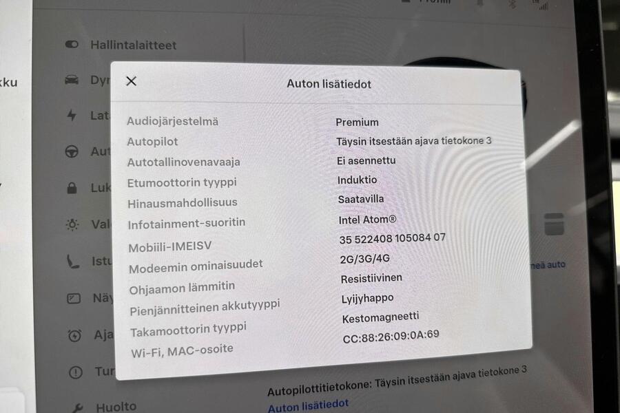 Tesla Model 3 vaihtoauto