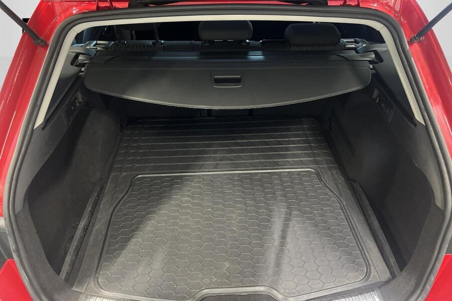 SEAT Leon ST vaihtoauto