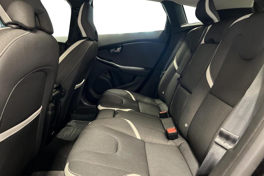 Volvo V40 Cross Country vaihtoauto
