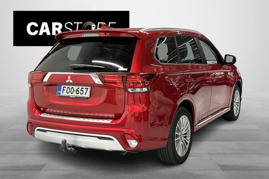 Mitsubishi Outlander PHEV vaihtoauto