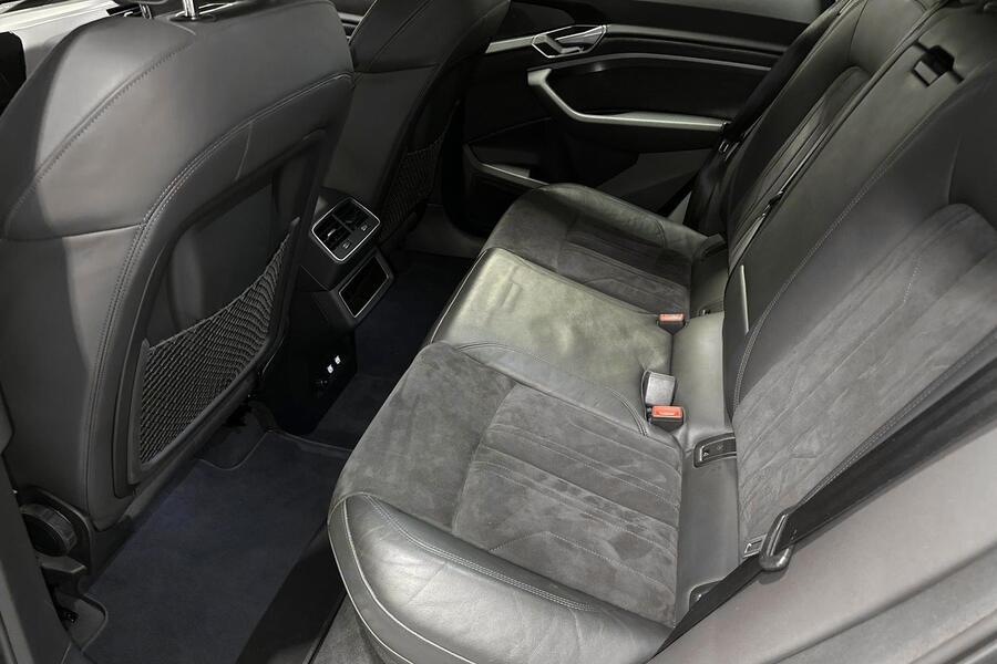 Audi e-tron vaihtoauto