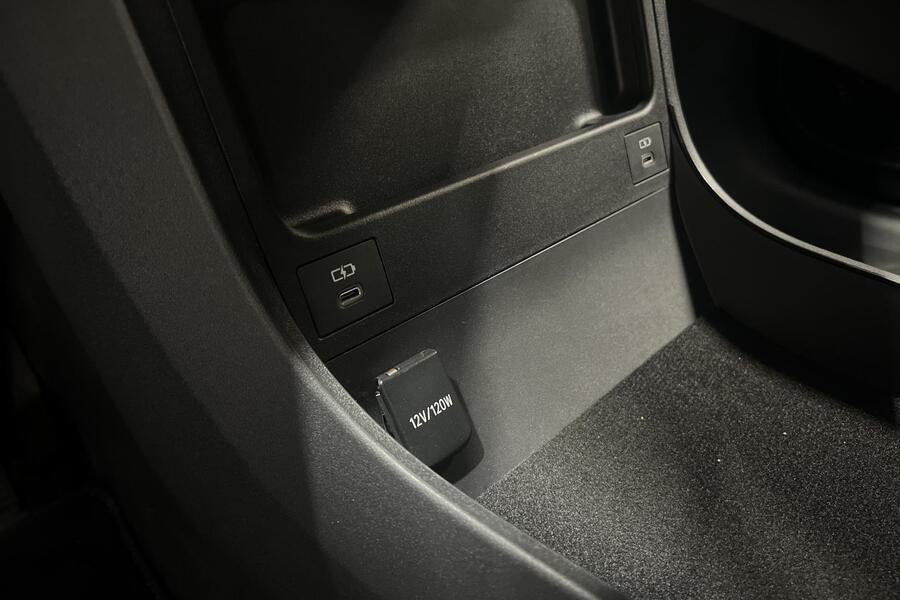 Toyota bZ4X vaihtoauto