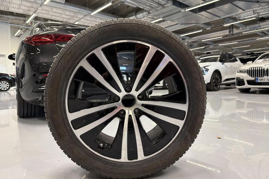 Mercedes-Benz EQE vaihtoauto