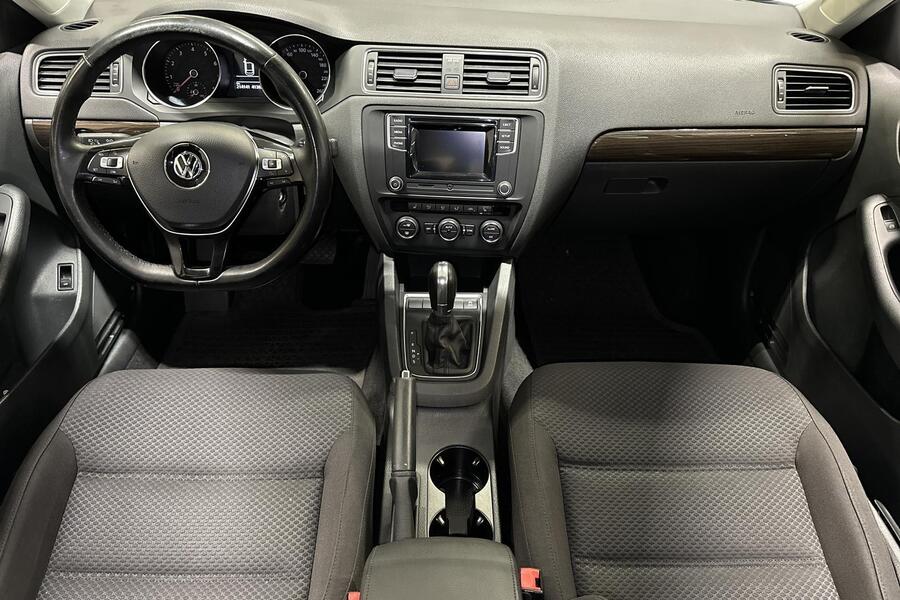 Volkswagen Jetta vaihtoauto