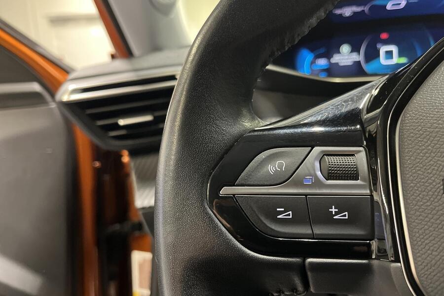 Peugeot e-2008 vaihtoauto