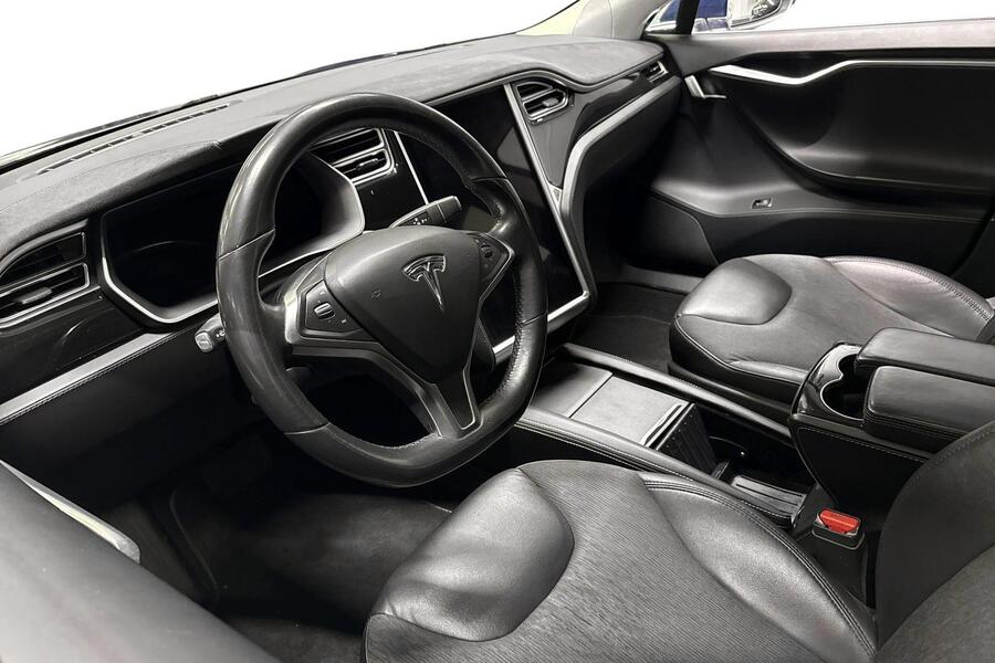 Tesla Model S vaihtoauto