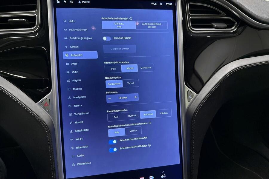 Tesla Model S vaihtoauto