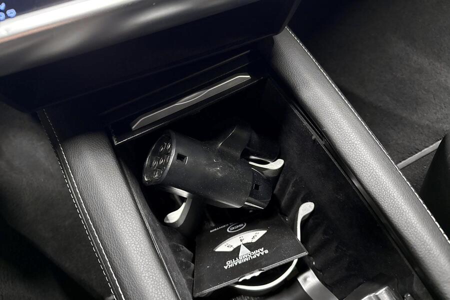 Tesla Model S vaihtoauto