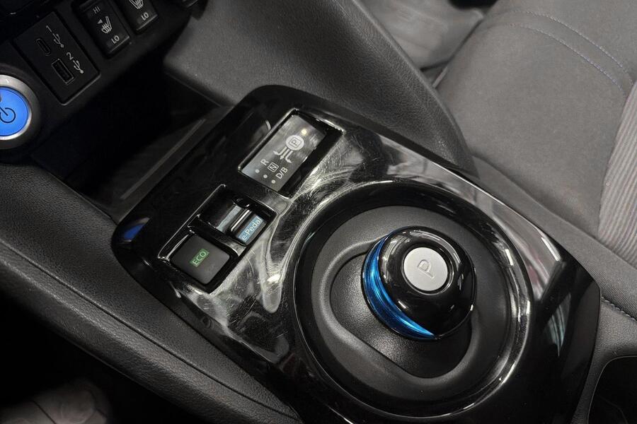 Nissan Leaf vaihtoauto