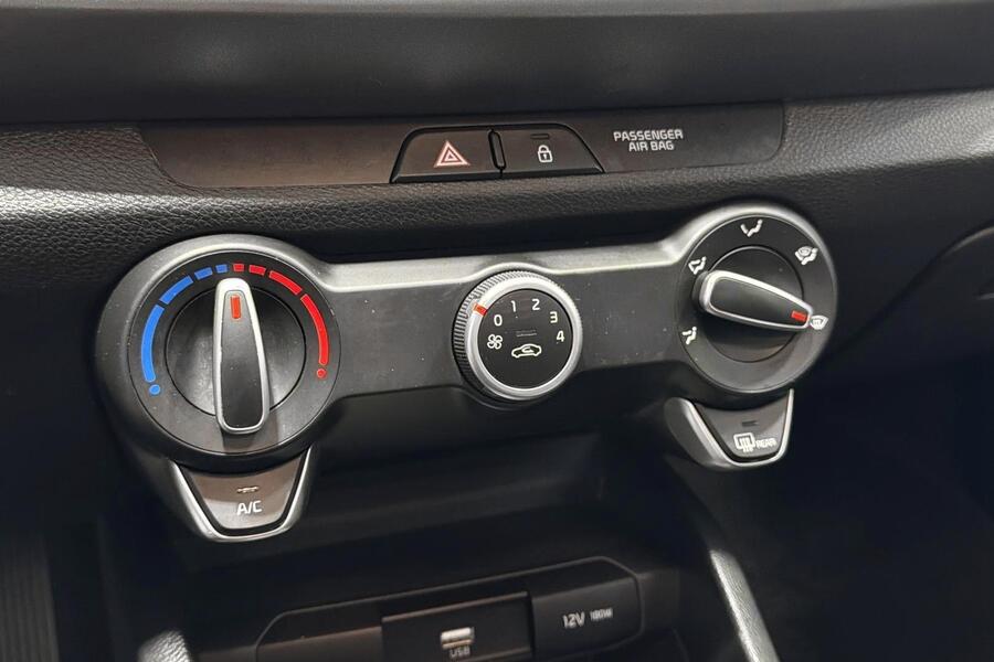 Kia Stonic vaihtoauto