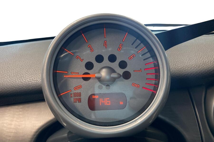 Mini Cooper vaihtoauto