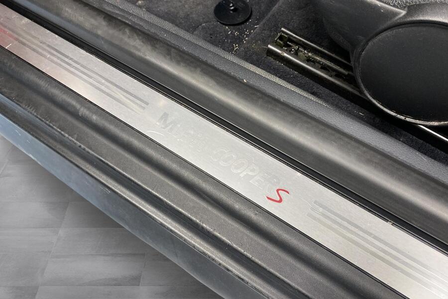 Mini Cooper vaihtoauto