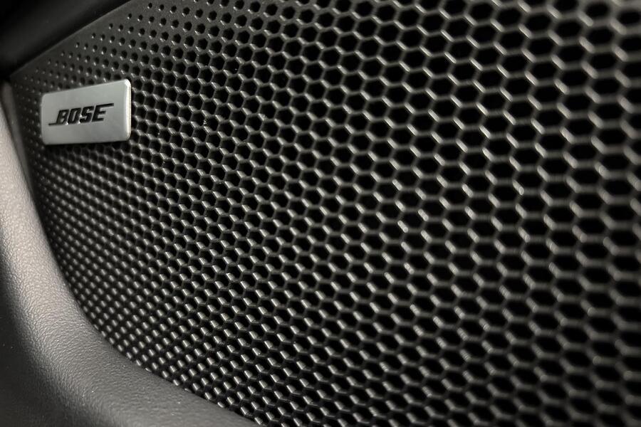 Porsche Taycan vaihtoauto