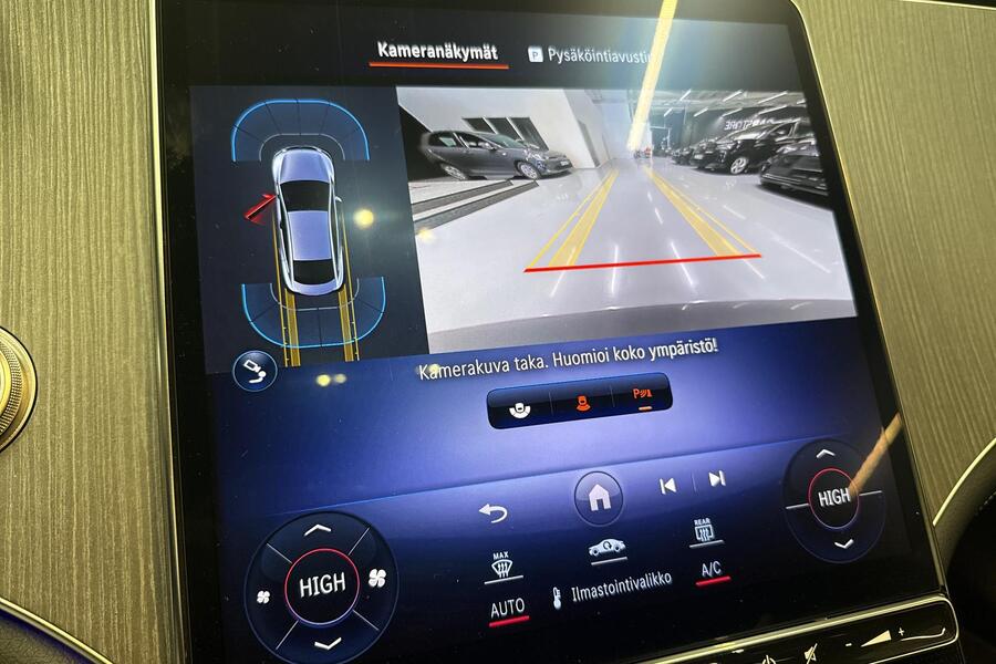 Mercedes-Benz EQE vaihtoauto