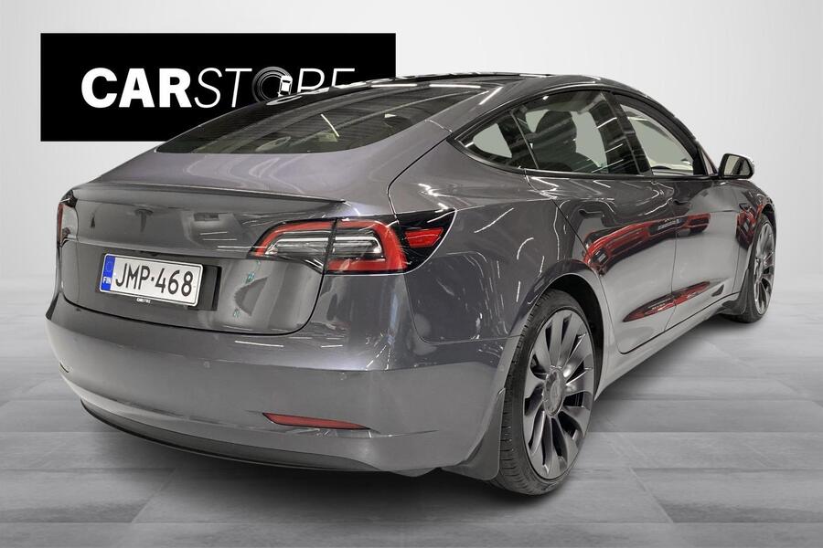 Tesla Model 3 vaihtoauto