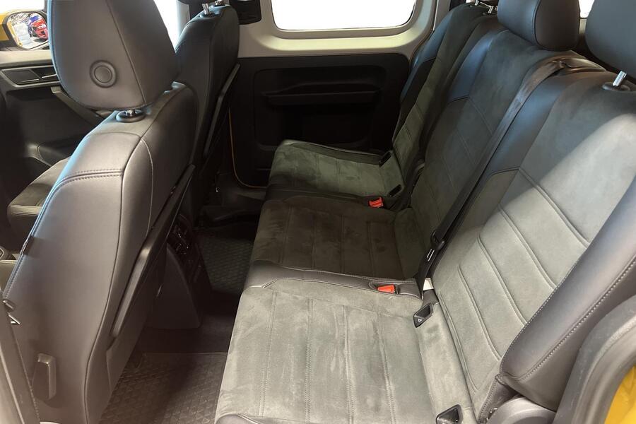 Volkswagen Caddy Maxi vaihtoauto