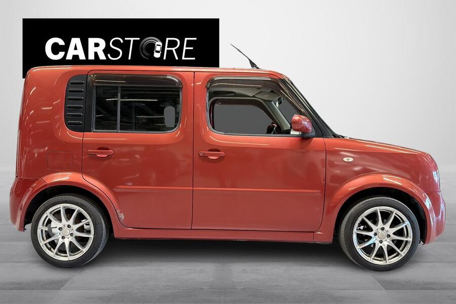 Nissan Cube vaihtoauto