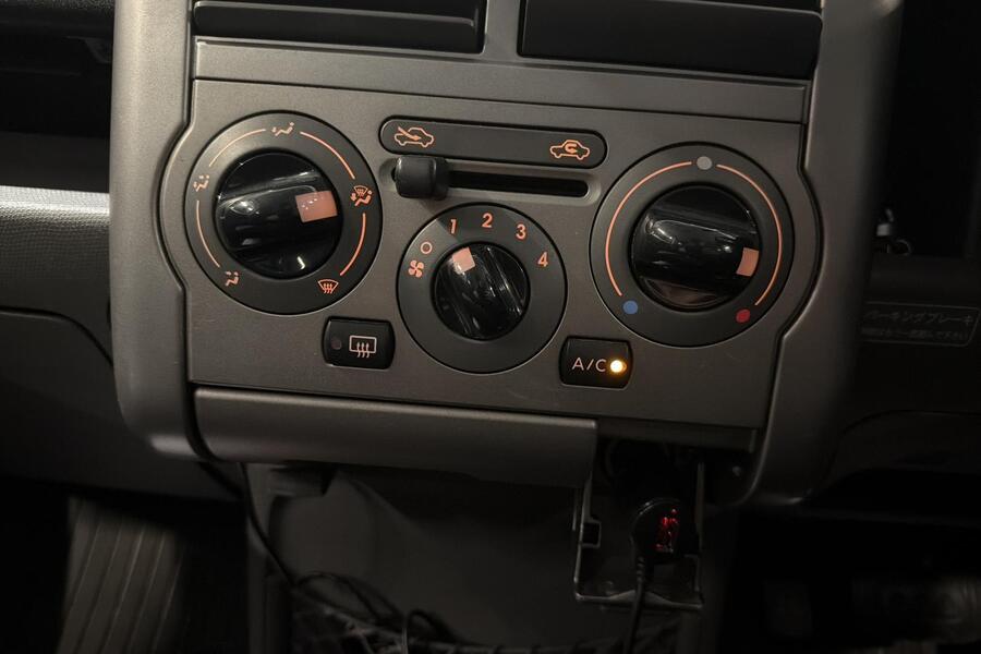 Nissan Cube vaihtoauto