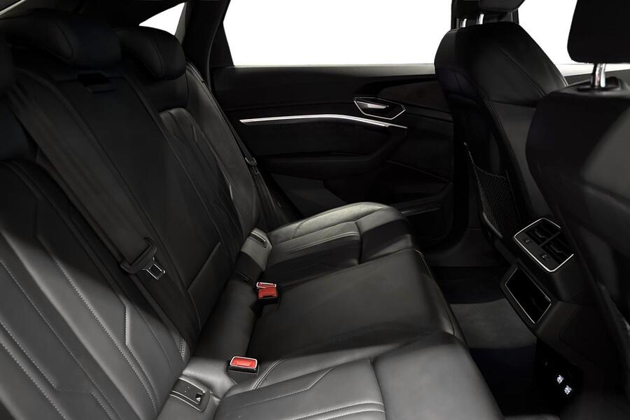 Audi e-tron vaihtoauto