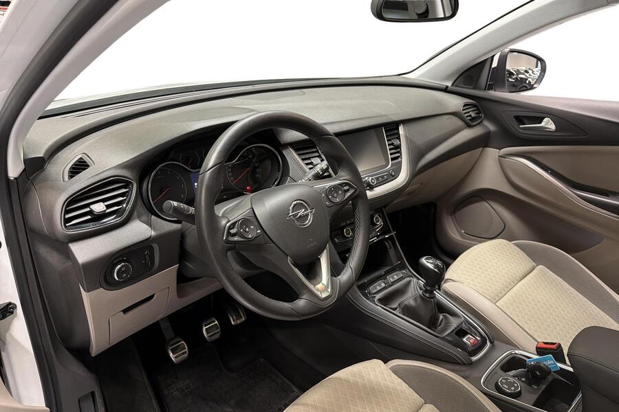 Opel Grandland X vaihtoauto