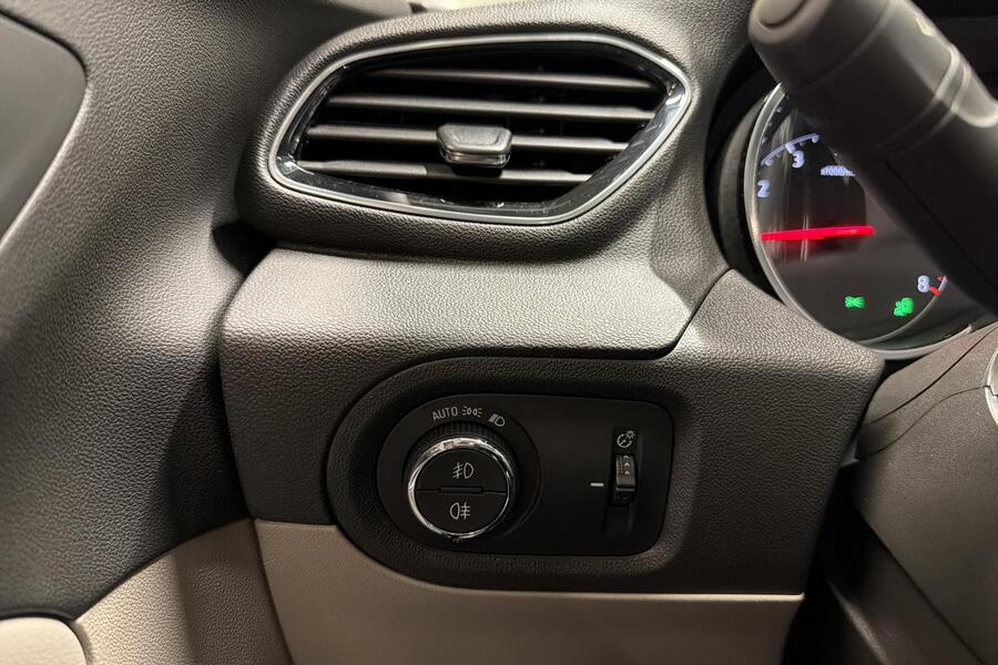 Opel Grandland X vaihtoauto