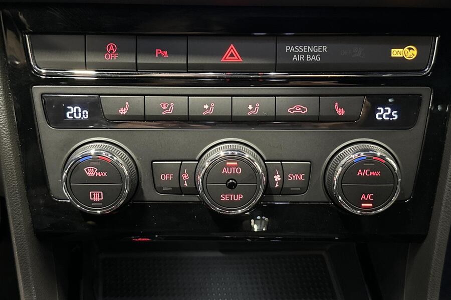 SEAT Leon Sportstourer vaihtoauto