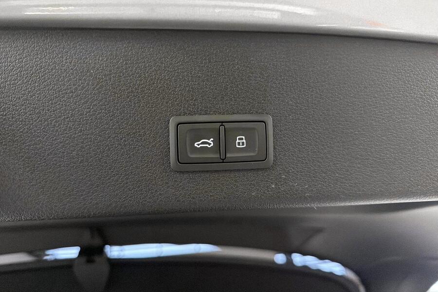 Audi Q8 e-tron vaihtoauto