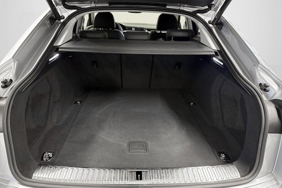 Audi Q8 e-tron vaihtoauto