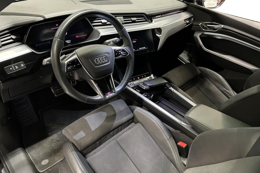 Audi Q8 e-tron vaihtoauto