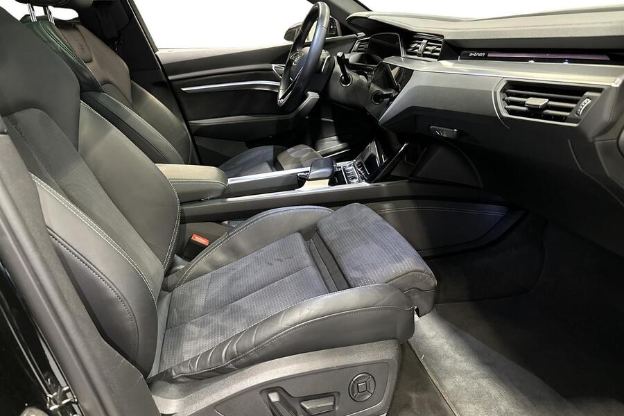 Audi Q8 e-tron vaihtoauto