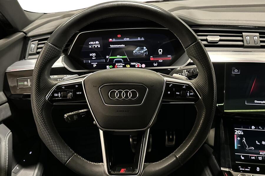 Audi Q8 e-tron vaihtoauto