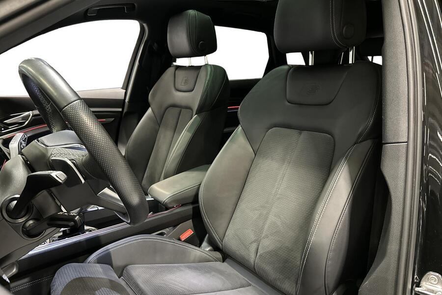 Audi Q8 e-tron vaihtoauto