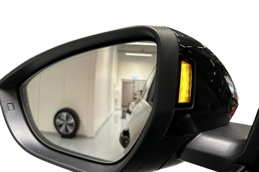 Audi Q8 e-tron vaihtoauto