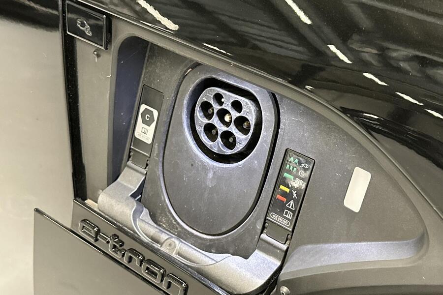 Audi Q8 e-tron vaihtoauto