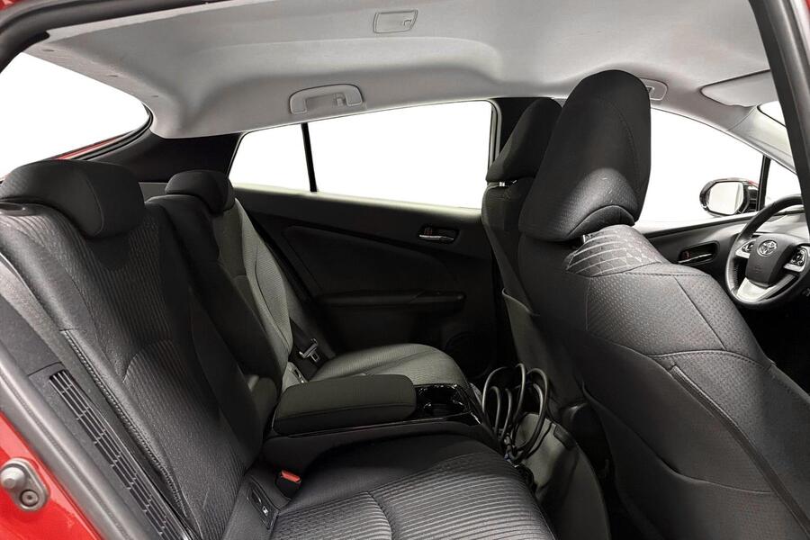 Toyota Prius Plug-in vaihtoauto