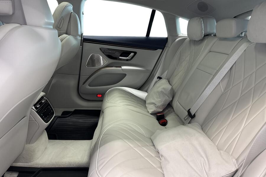 Mercedes-Benz EQS vaihtoauto