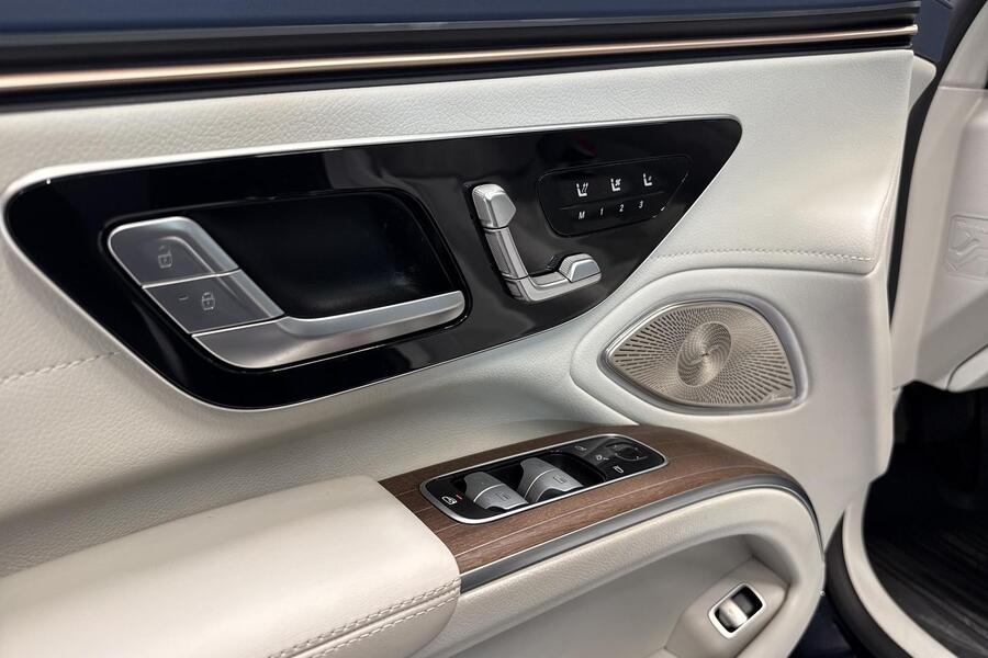 Mercedes-Benz EQS vaihtoauto