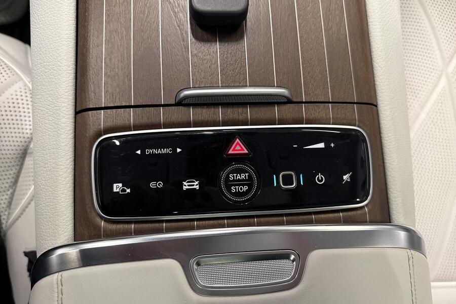 Mercedes-Benz EQS vaihtoauto