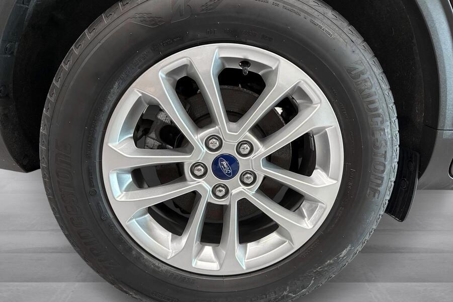 Ford Kuga vaihtoauto