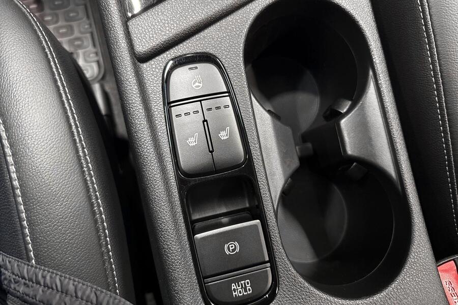 Kia Niro plug-in vaihtoauto