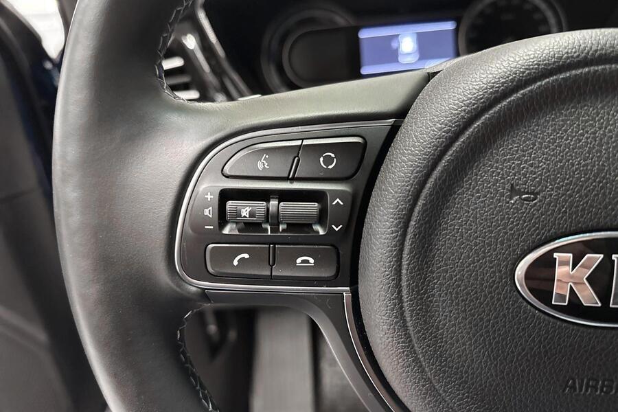 Kia Niro plug-in vaihtoauto