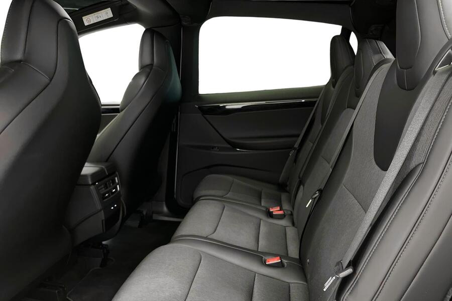 Tesla Model X vaihtoauto