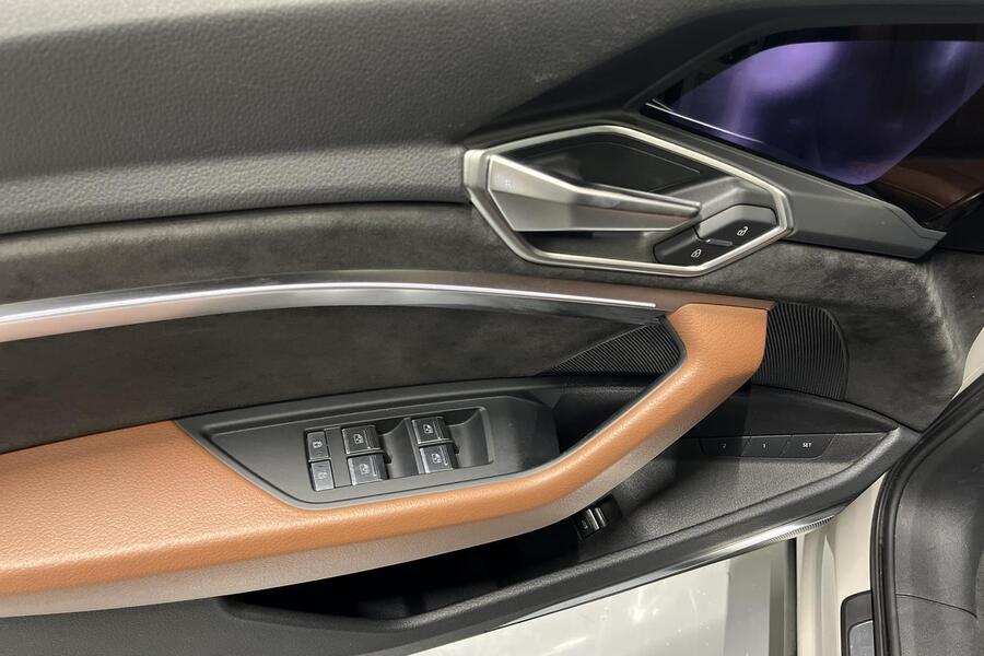 Audi e-tron vaihtoauto