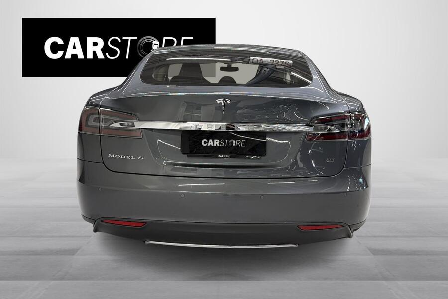 Tesla Model S vaihtoauto