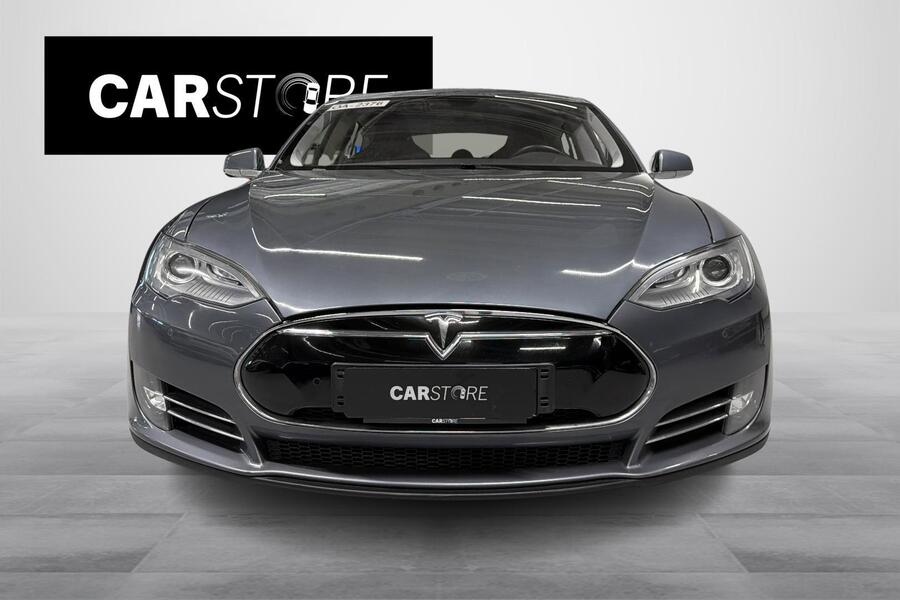 Tesla Model S vaihtoauto