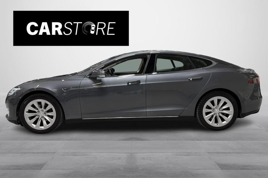 Tesla Model S vaihtoauto