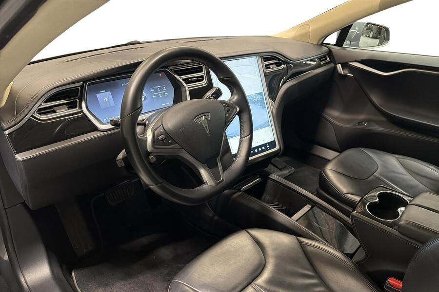Tesla Model S vaihtoauto