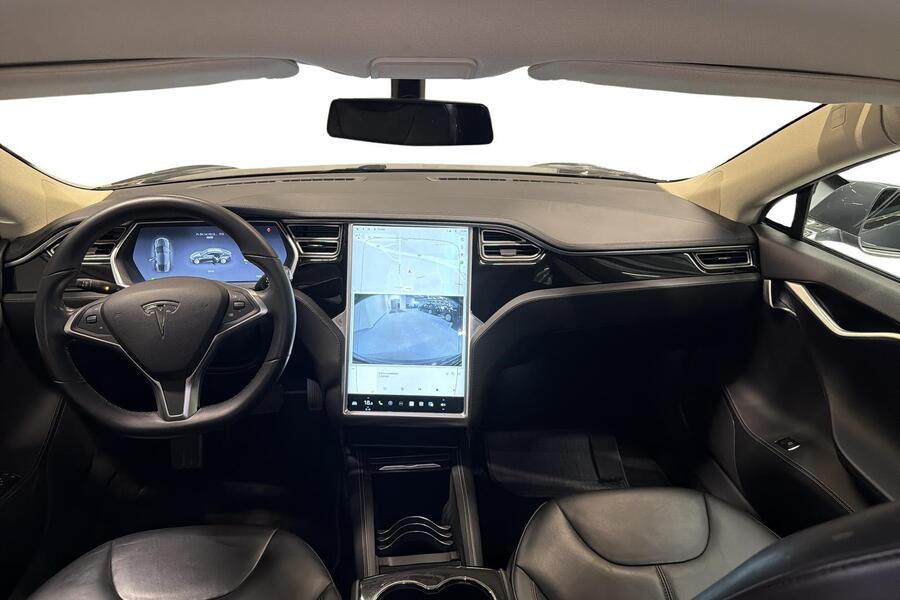 Tesla Model S vaihtoauto